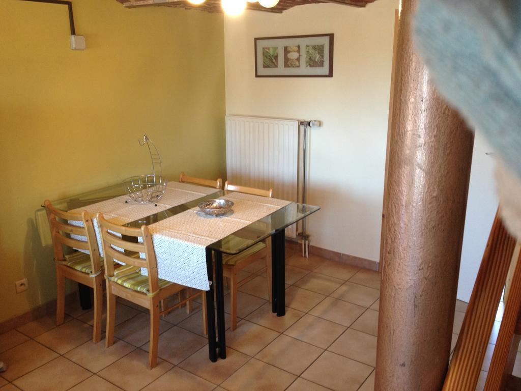 Les Gites "Le Petit Val" Durbuy Esterno foto