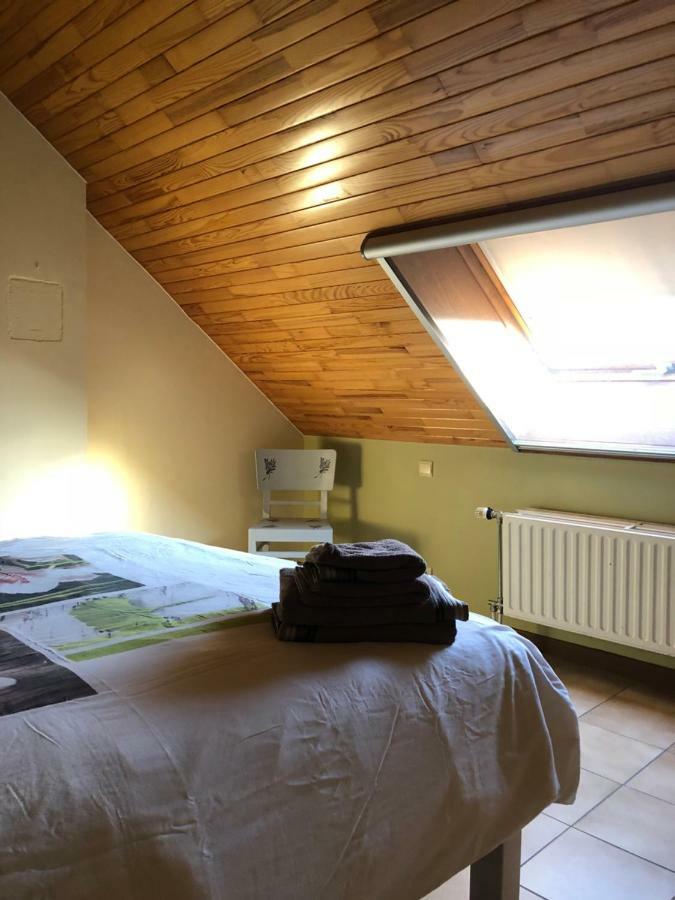 Les Gites "Le Petit Val" Durbuy Esterno foto